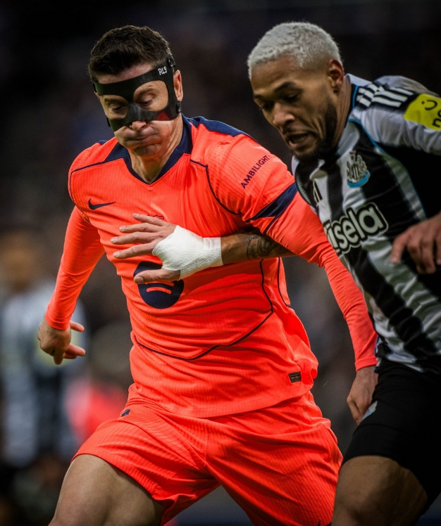 开云体育在线-亚马尔绝平救主+欧冠历史第1人！巴萨1-1纽卡，交手3连胜戛然而止